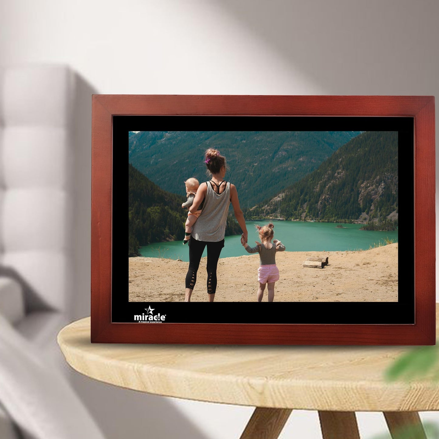 Miracle Digital 17" Wooden Dark HDMI Photo Frame, Mirror Glass Finish, 8GB memory, 2GB RAM, USB/SD support, remote, photo slideshow, video & audio.